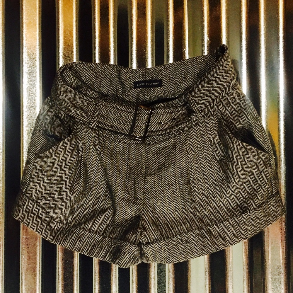 Love Culture Winter Shorts